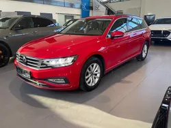 Rot Gebraucht 2022 VW Passat Business Limousine | 19.499 € (Superpreis)