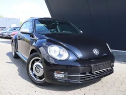 Deep black perleffekt Gebraucht 2013 VW Beetle Design Limousine | 4.202 € (Teuer)