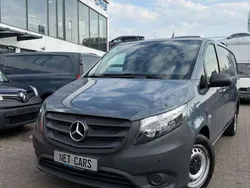 Grau Gebraucht 2020 Mercedes Vito Van / Kleinbus | 20.800 € (Fairer Preis)