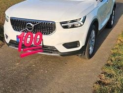 Weiß Gebraucht 2018 Volvo XC40 Momentum SUV | 23.900 € (Guter Preis)
