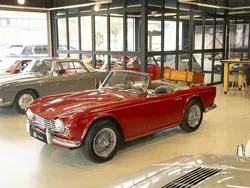 Signal rot Gebraucht 1963 Triumph TR4 Cabrio | 29.900 €