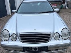 Silber Gebraucht 2000 Mercedes E320 Elegance Kombi | 2.199 € (Superpreis)