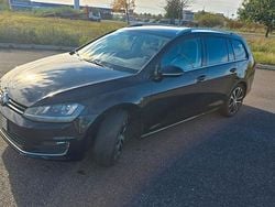 Schwarz Gebraucht 2014 VW Golf VII Highline Kombi | 10.000 € (Guter Preis)