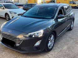 Grau Gebraucht 2020 Ford Focus Cool & Connect Kombi | 7.900 € (Guter Preis)