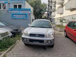 Smart silver+medium Gebraucht 2004 Hyundai Santa Fe GLS SUV | 3.900 € (Etwas zu teuer)