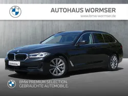 Saphirschwarz Gebraucht 2024 BMW 520 Efficient Dynamics Kombi | 43.970 € (Teuer)