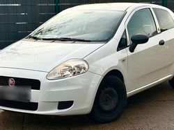 Weiß Gebraucht 2011 Fiat Punto Kleinwagen | 1.900 € (Superpreis)