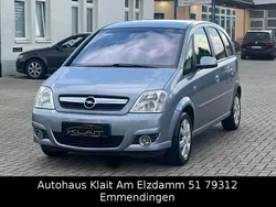 Silber Gebraucht 2006 Opel Meriva Cosmo Van / Kleinbus | 3.990 € (Teuer)