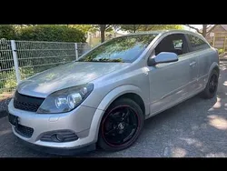 Silber Gebraucht 2009 Opel Astra Coupé | 1.699 € (Guter Preis)