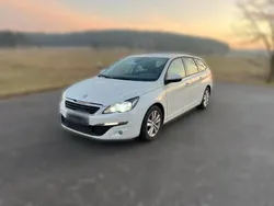 Weiß Gebraucht 2014 Peugeot 308 Kombi | 13.999 €