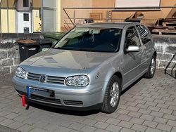 Silber Gebraucht 2000 VW Golf IV Kleinwagen | 1.200 € (Guter Preis)
