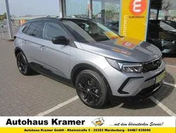 Quarzsilber (metallic) Gebraucht 2024 Opel Grandland X SUV | 25.980 € (Fairer Preis)