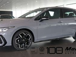 Mondsteingrau Gebraucht 2024 VW Golf VIII R-line Limousine | 36.900 €