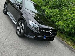 Schwarz Gebraucht 2017 Mercedes GLC220 AMG line SUV | 27.900 € (Teuer)