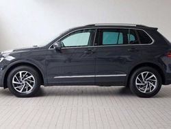 Grau Gebraucht 2017 VW Tiguan Comfortline SUV | 15.500 € (Etwas zu teuer)