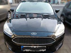Schwarz Gebraucht 2016 Ford Focus Business Edition Limousine | 9.900 € (Fairer Preis)