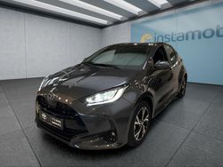 Grau Neu 2025 Toyota Yaris Hybrid Kleinwagen | 26.749 € (Etwas zu teuer)