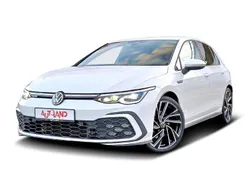 Schwarz Gebraucht 2014 VW Golf VIII Highline Kombi | 32.950 €