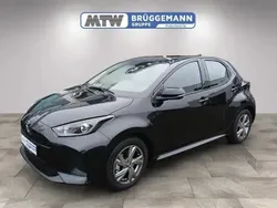Schwarz Neu 2024 Mazda 2 Exclusive-Line Kleinwagen | 23.490 € (Guter Preis)