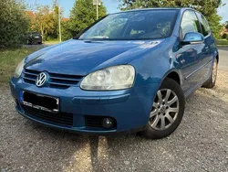 Blau Gebraucht 2005 VW Golf IV Limousine | 1.550 € (Guter Preis)