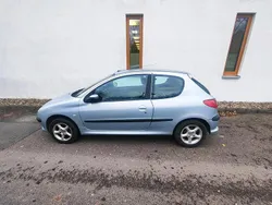 Blau Gebraucht 2003 Peugeot 206 Coupé | 600 € (Superpreis)