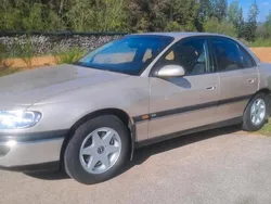 Gold Gebraucht 1997 Opel Omega Limousine | 1.990 € (Etwas zu teuer)