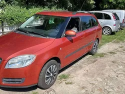 Orange Gebraucht 2008 Skoda Fabia Classic Limousine | 2.700 € (Teuer)