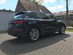 Schwarz Gebraucht 2018 Audi Q5 Black Edition SUV | 28.499 € (Fairer Preis)