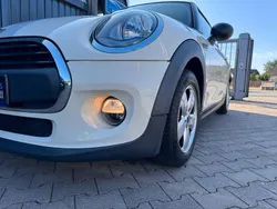 Weiß Gebraucht 2016 Mini ONE Premium Kleinwagen | 9.490 € (Guter Preis)