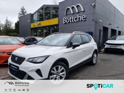 "candy" weiss Gebraucht 2024 Seat Arona Xperience SUV | 19.480 € (Fairer Preis)