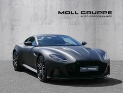 Jet black (schwarz) Gebraucht 2023 Aston Martin DBS Coupé | 274.900 € (Fairer Preis)