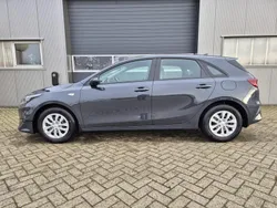Yucca stahlgrau metallic Neu 2025 Kia Ceed Vision | 24.630 € (Fairer Preis)