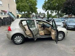 Beige Gebraucht 2004 VW Golf IV Comfortline Limousine | 2.900 € (Fairer Preis)