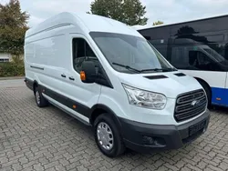 Frozen white Gebraucht 2018 Ford Transit Van | 15.458 € (Fairer Preis)