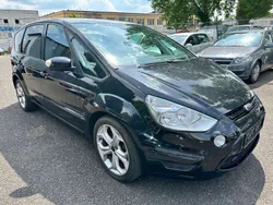 Schwarz Gebraucht 2012 Ford S-MAX Trend Van / Kleinbus | 5.400 €