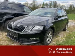 Blackmagic perleffekt Gebraucht 2020 Skoda Octavia Tour Kombi | 12.480 € (Guter Preis)