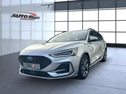 Polarsilber (silber) Gebraucht 2023 Ford Focus ST-Line Kombi | 26.400 € (Fairer Preis)
