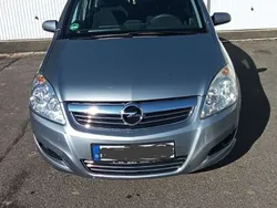 Gebraucht 2009 Opel Zafira Innovation Van / Kleinbus | 3.300 € (Etwas zu teuer)