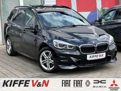 Black sapphire metallic Gebraucht 2020 BMW 220 Gran Tourer M Sport Van / Kleinbus | 26.990 € (Etwas zu teuer)