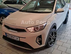 Weiß Gebraucht 2023 Kia Stonic SUV | 20.399 € (Fairer Preis)