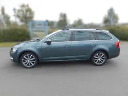 Grau Gebraucht 2015 Skoda Octavia Kombi | 9.600 € (Fairer Preis)