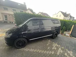 Schwarz Gebraucht 2018 VW T6 Van | 37.000 € (Fairer Preis)