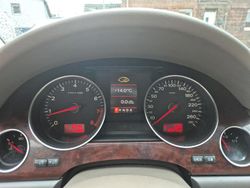 Grau Gebraucht 2004 Audi A8 Limousine | 4.999 € (Fairer Preis)