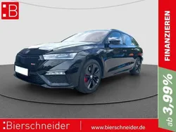 Schwarz Gebraucht 2022 Skoda Octavia RS Kombi | 27.850 € (Fairer Preis)