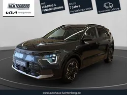 Grau Gebraucht 2023 Kia e-Niro Spirit SUV | 29.450 € (Fairer Preis)