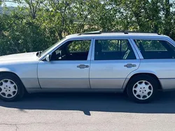 Silber Gebraucht 1996 Mercedes E220 Limousine | 2.950 € (Guter Preis)