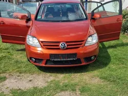 Orange Gebraucht 2006 VW Golf Plus Cross Van / Kleinbus | 2.900 €