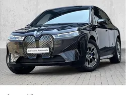 Grau Gebraucht 2022 BMW iX M Sport SUV | 44.880 € (Fairer Preis)