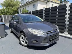 Grau Gebraucht 2014 Ford Focus Ambiente Kleinwagen | 4.100 € (Guter Preis)