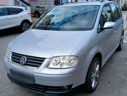 Silber Gebraucht 2005 VW Touran Van / Kleinbus | 2.950 € (Fairer Preis)